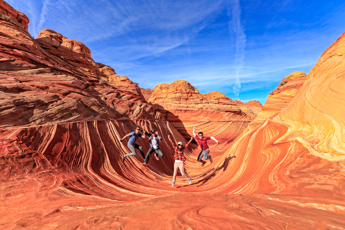 Coyote Buttes North.jpg : Wave를 즐기는 사람들